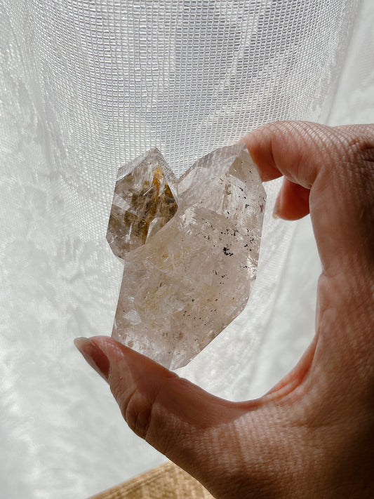 Herkimer diamond crystal (80000)【HD005】