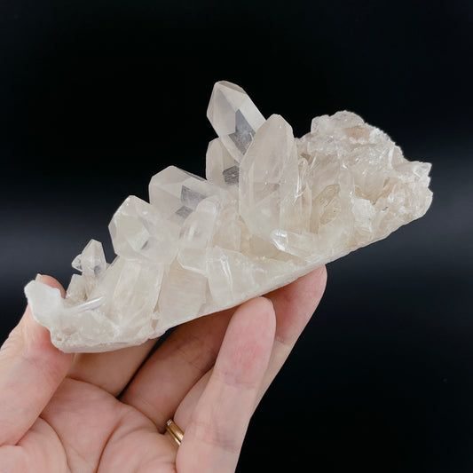 Manikaran Quartz cluster 【MA018】