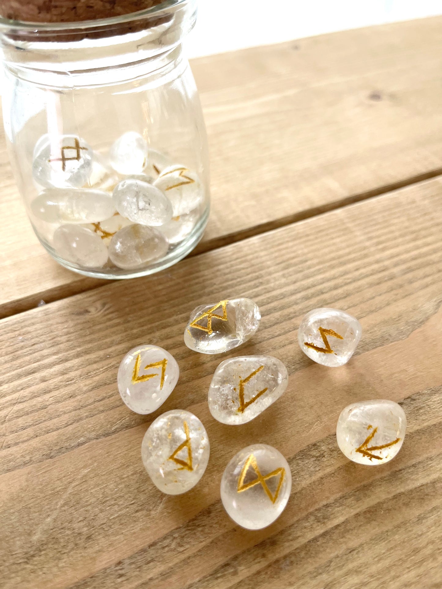 Manikaran Quartz Runes bottle set 【RS002】