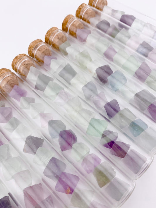 Fluorite Octahedrons Bottle A【FO008A】★ランダム発送