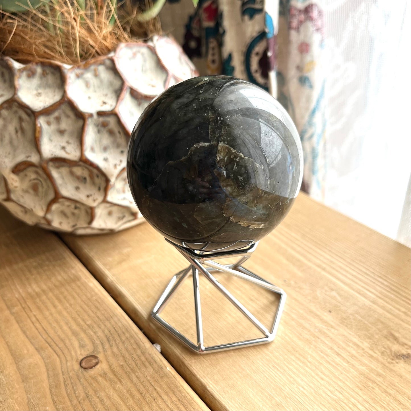 Labradorite sphere【LD001B】